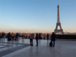 Fototapeta na wymiar vue de la Tour Eiffel depuis le Trocadéro