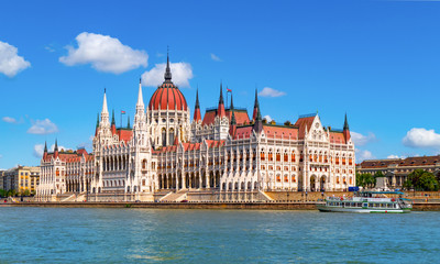 Parlament Budapest und Donau