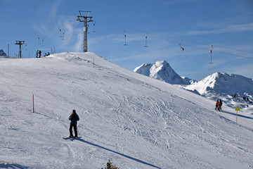 Pistes enneigées de l'Oberland bernois, Suisse