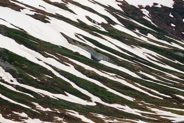disgelo in montagna