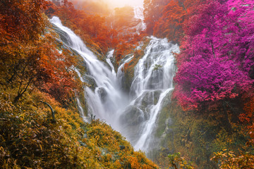 Fototapeta na wymiar PiTuGro waterfall is often called the Heart shaped waterfalls Umphang,Thailand