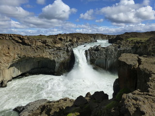 iceland dettifoss waterfall