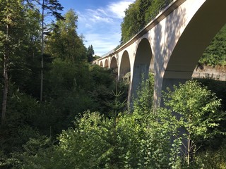 Fototapeta na wymiar Das Strümpfelbach-Viadukt bei der Laufenmühle in Welzheim (Rems-Murr-Kreis)