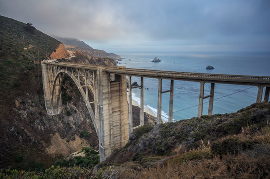 USA, California, Big Sur, Pacific Coast, National Scenic Byway, Bixby Creek Bridge, California State Route , Highway