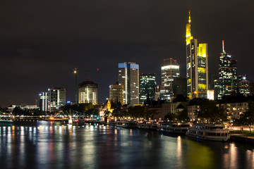 Obraz premium Night view of the business district of the city of Frankfurt am Main. Germany