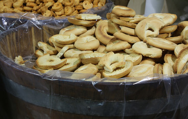 pieces of bread called Friselle in Italian Language