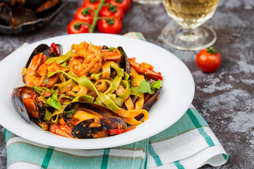 Homemade Italian Seafood Pasta with Mussels and Shrimp