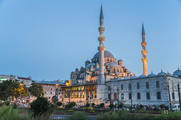 Fototapeta na wymiar New Mosque at sunset in Istanbul, Turkey