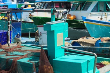Fototapeta na wymiar A lot of colored boats in the harbor of Male fish market (Maldives, Asia)