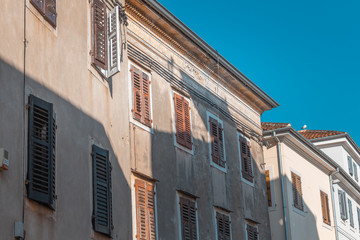 Fototapeta na wymiar mediterranean building with balconies