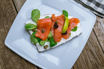 Bruschetta with salmon and cheese
