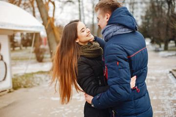 Fototapeta premium couple in a park