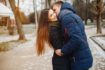 Fototapeta premium couple in a park
