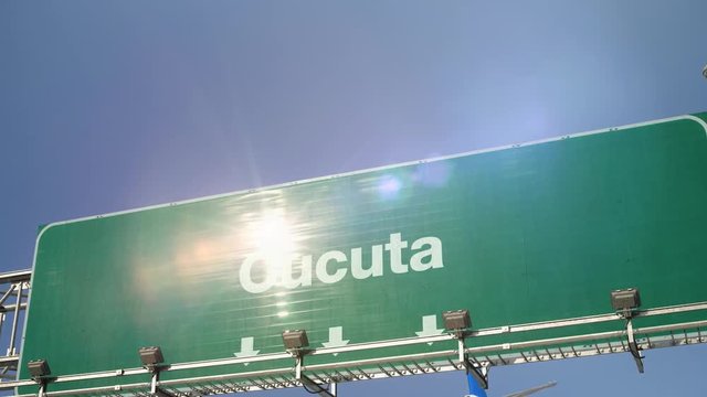 Airplane Landing Cucuta