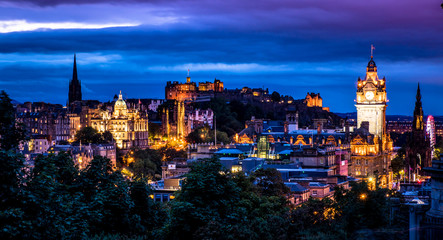 Fototapeta na wymiar Edinburgh Night Panoramic