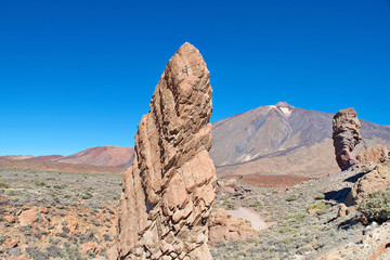 The Roque Cinchado is a rock formation, regarded as emblematic of the island of Tenerife (Canary Islands, Spain). It lies within the Teide National Park 