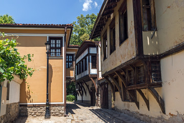 Fototapeta na wymiar Houses of the nineteenth century in old town of city of Plovdiv, Bulgaria