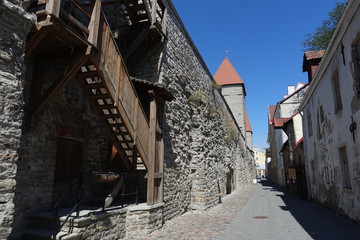 Fototapeta na wymiar Stadtmauer in Tallinn
