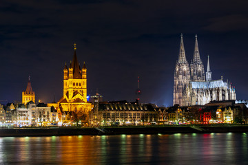 Obraz premium Cologne Germany nightscape view