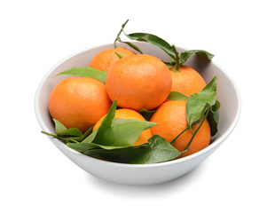 Bowl with tasty juicy tangerines on white background