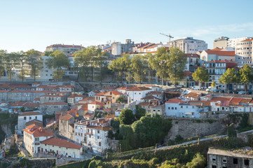 Fototapeta na wymiar ポルト（ポルトガル）の街並み