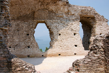 Grotte di Catullo 02