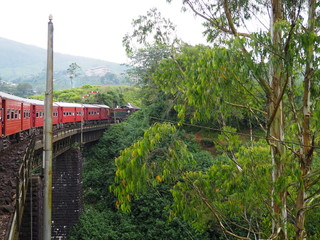 Train crossing a bridge on the Kandy to Ella train route