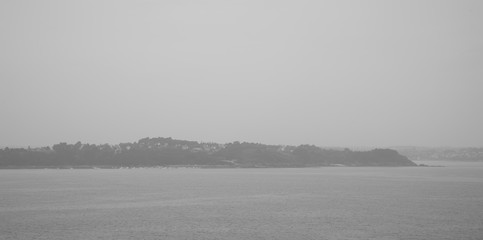 Naklejka premium Monochrome littoral Trédez Locquémeau Côtes d'Armor Bretagne France