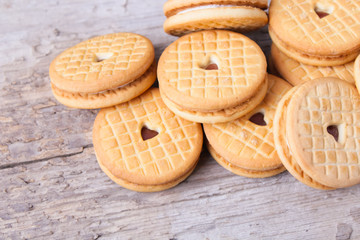 cookies with cream filling