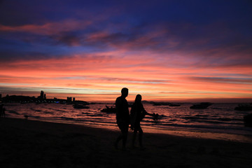 Fototapeta na wymiar Siluette Pattaya Beach Chon Buri after sunset