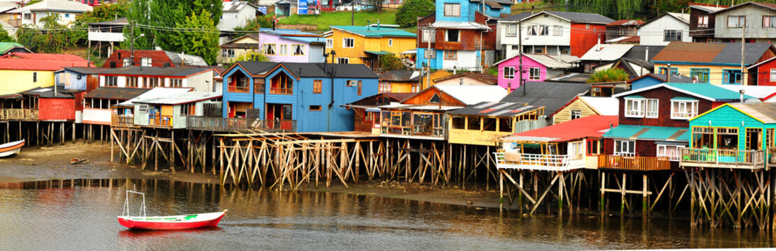 Palafitos de Chiloe en Castro. Chile