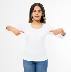 Summer t shirt design and people concept close up of young afro american woman in blank template white t-shirt. Mock up. Copy space. African hair style. front view.