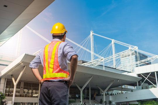 Civil Engineer supervised the construction of  roof frame and pile of concrete on construction sites in operation and project complete.