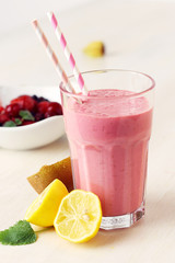 Pink Smoothie Erdbeere