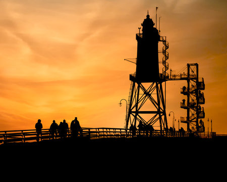 Leuchtturm im Abendrot