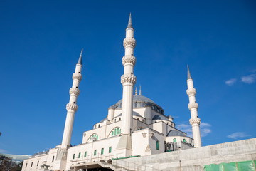 Fototapeta na wymiar Tirana, Albania - december 31 2018: new mosque under construction