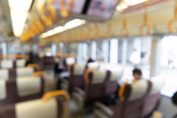 電車内の風景