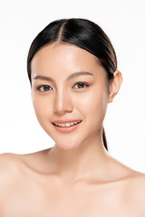 Obraz premium Beautiful smiling woman with clean skin