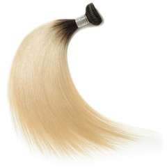 Straight black to blonde ombre style human hair weaves extensions bundel © Sixsmith