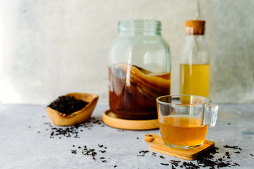 Healthy homemade fermented raw kombucha tea, with natural probiotic characteristics.