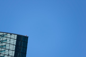 横浜の港近くの公園の景色
