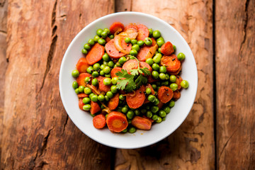 Carrot green peas sabzi / Gajar Mutter sabji