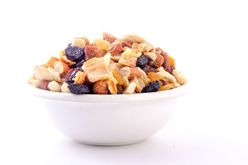 mix dry fruits in bowl