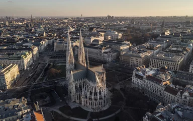Foto op Plexiglas anti-reflex Aerial view of Votivkirche in Vienna, Austria © a_medvedkov