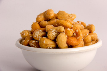 honey flavored  cashew in bowl