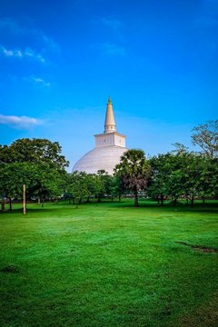 Ruwanweli Seya Stupa Anuradhapura