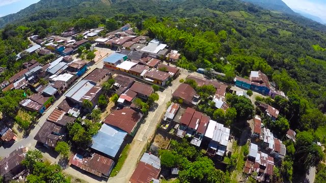 chaparral, el limon, colombia, paisaje, campo, provincia, vereda, toma aerea, verde, natural, monta&ntilde;a, chaparral, limon, colombia, landscape, field, province, path, aerial, green, natural, mountain,
