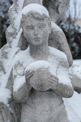 Mężczyzna z piłką © Mariusz Sowula