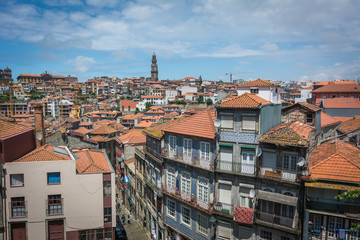 Fototapeta na wymiar PORTO - MAY 25: Ribeira waterfront district on MAY 25, 2015 in Porto,Portugal - Image