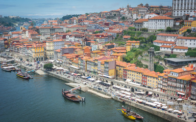 Fototapeta na wymiar PORTO - MAY 25: Ribeira waterfront district on MAY 25, 2015 in Porto,Portugal - Image